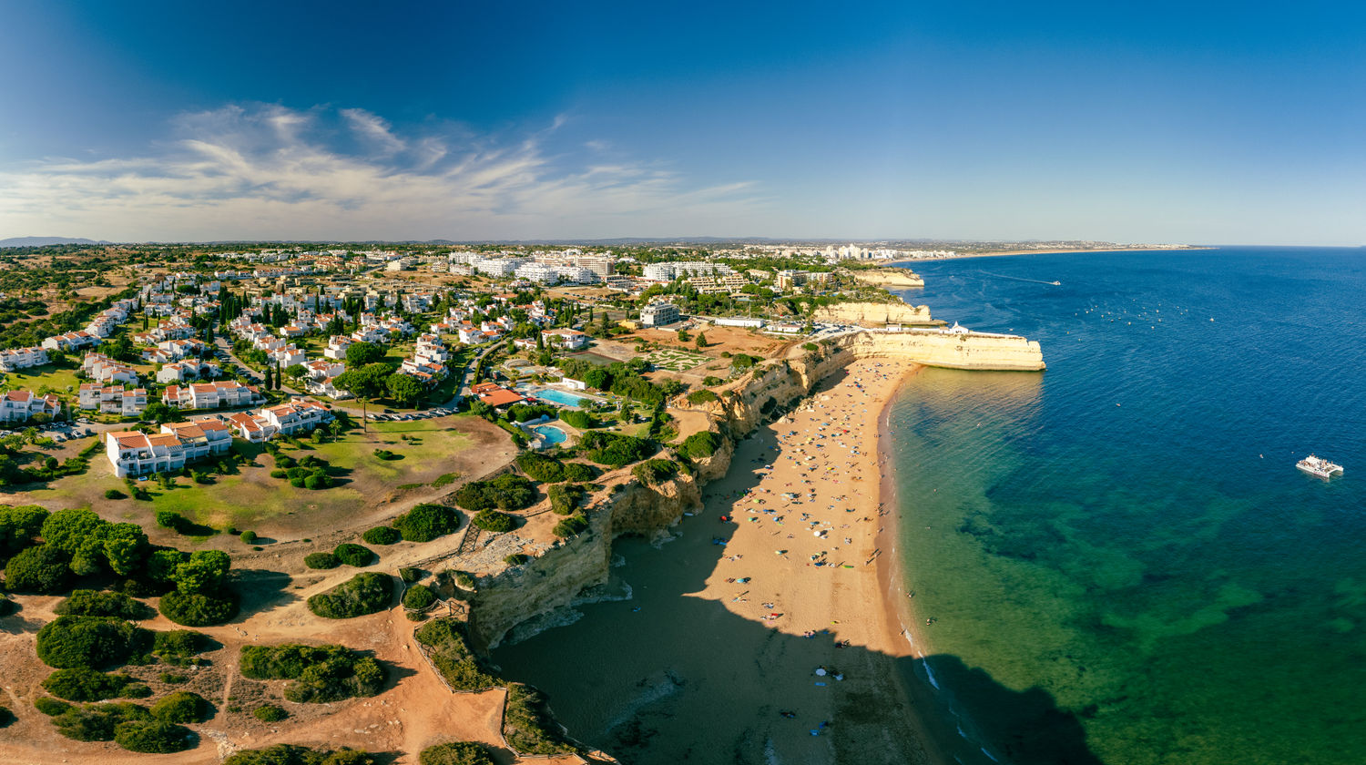 Arrival in the Algarve