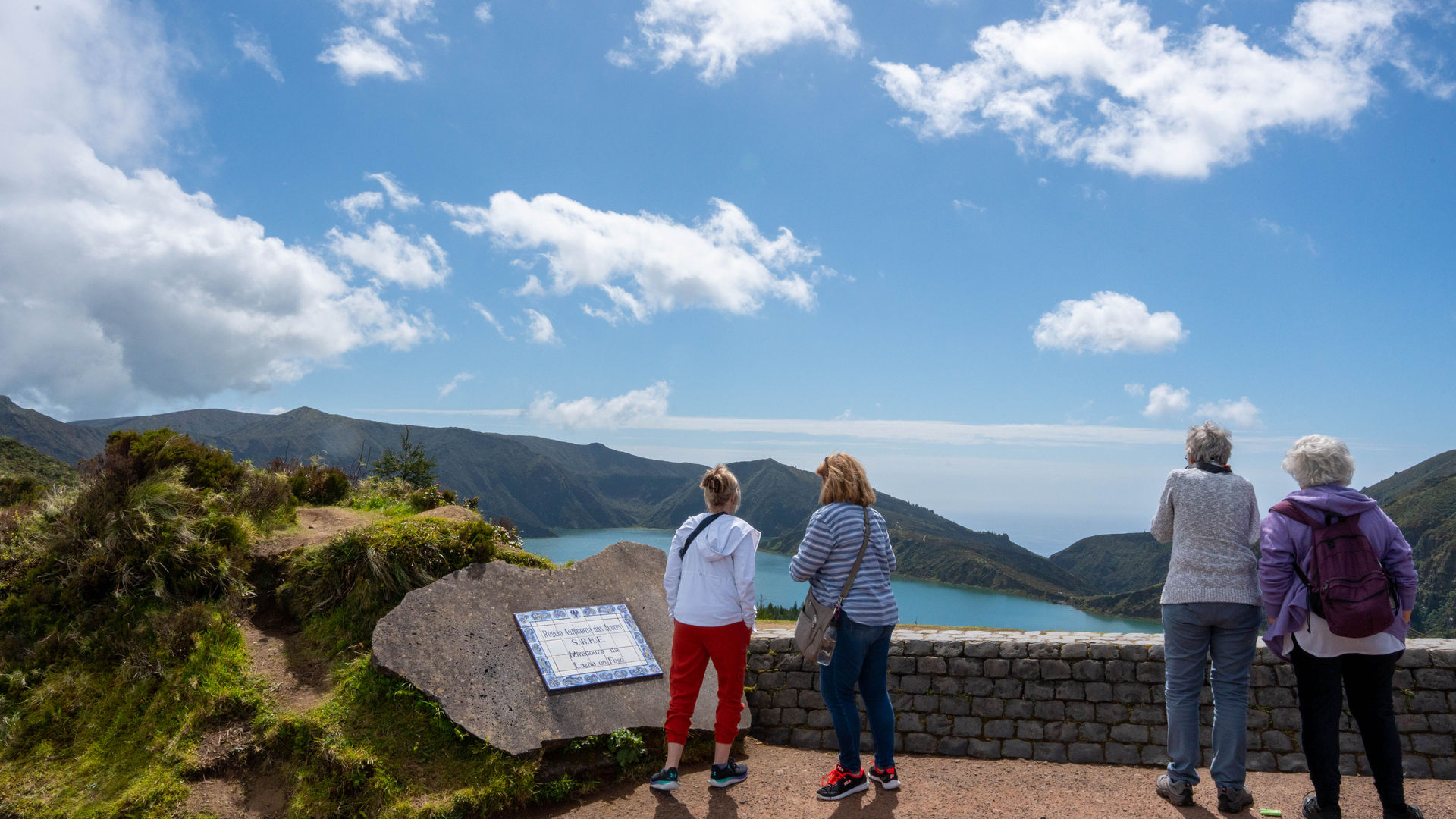 Group Excursion to Lagoa do Fogo, São Miguel Island