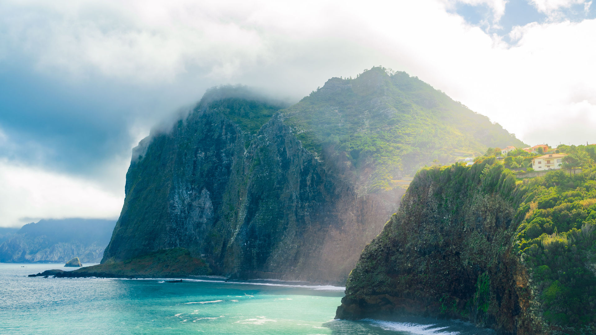 Guindaste Viewpoint, Madeira Island