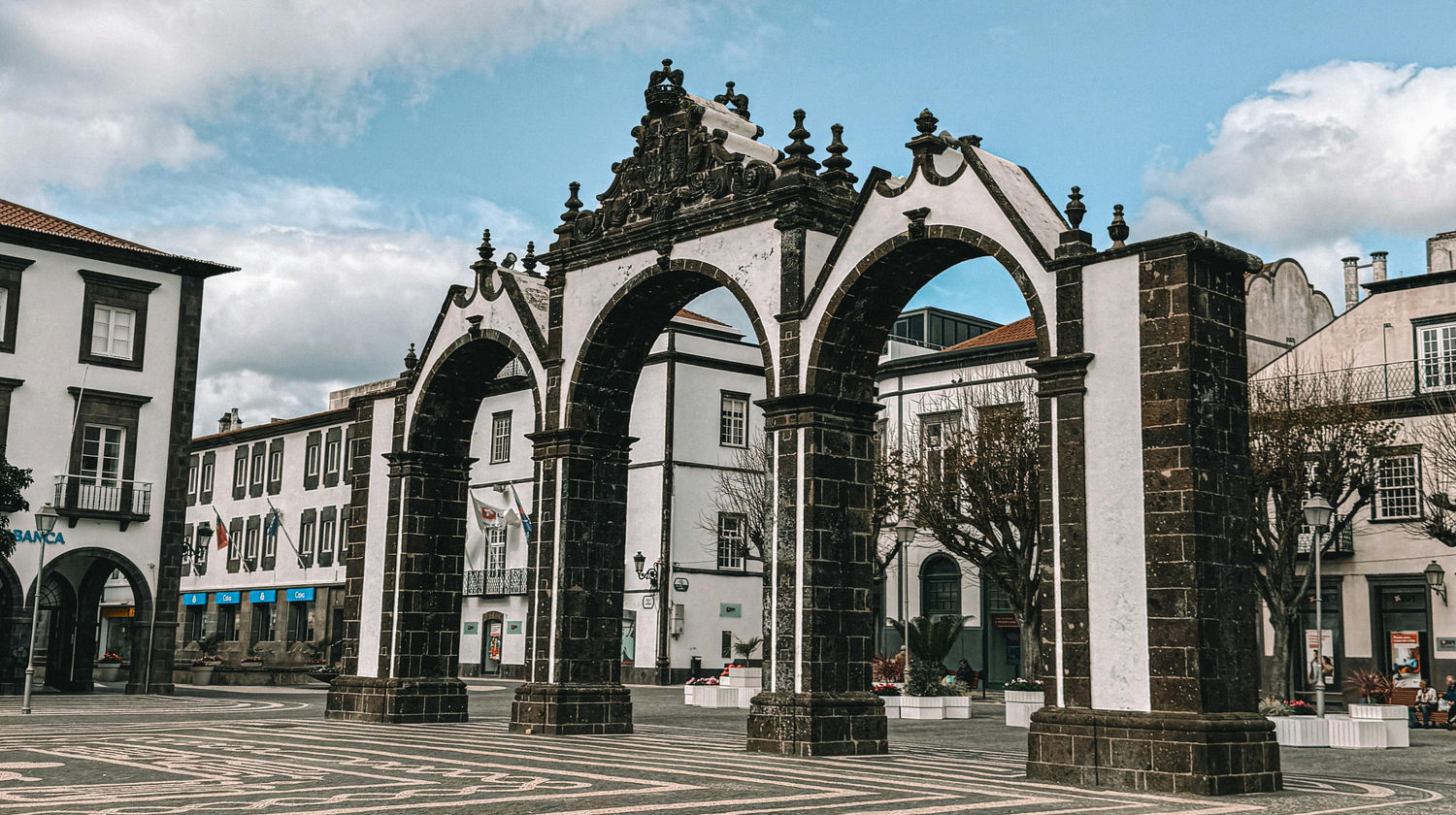 Flight to São Miguel Island, the Azores 