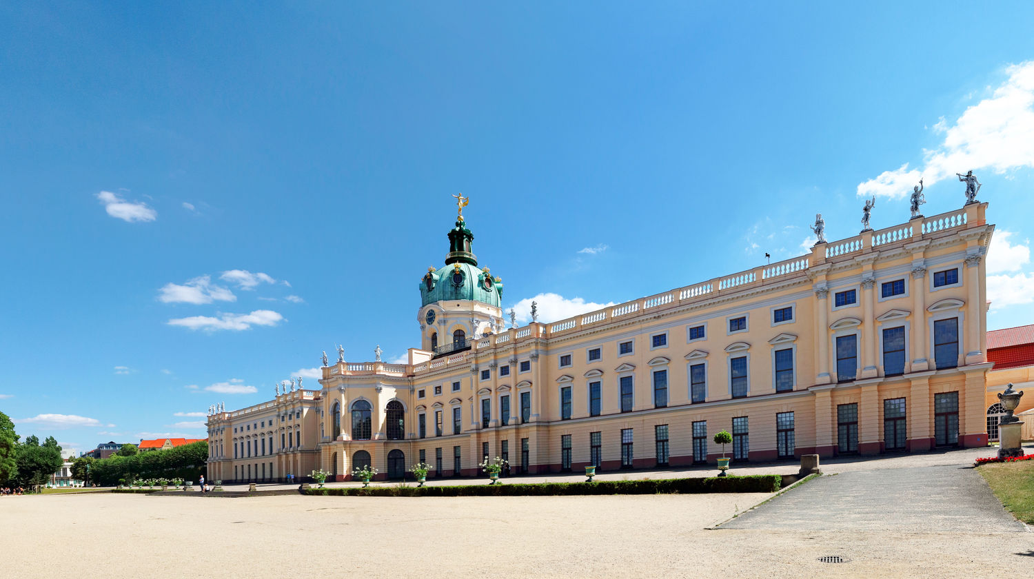 Family Fun & Royal Splendor