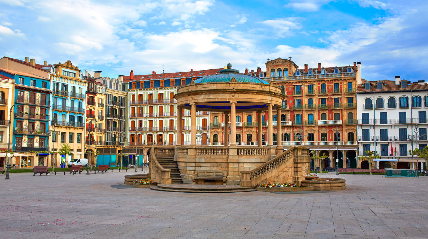 <b>Drive to Pamplona:</b> Stop at Bilbao & San Sebastián
