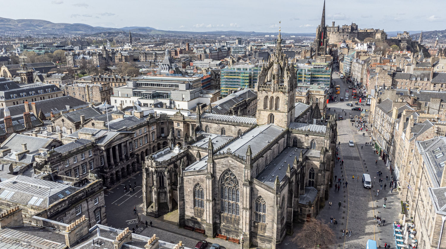 <b>Welcome to Edinburgh, Scotland!</b>