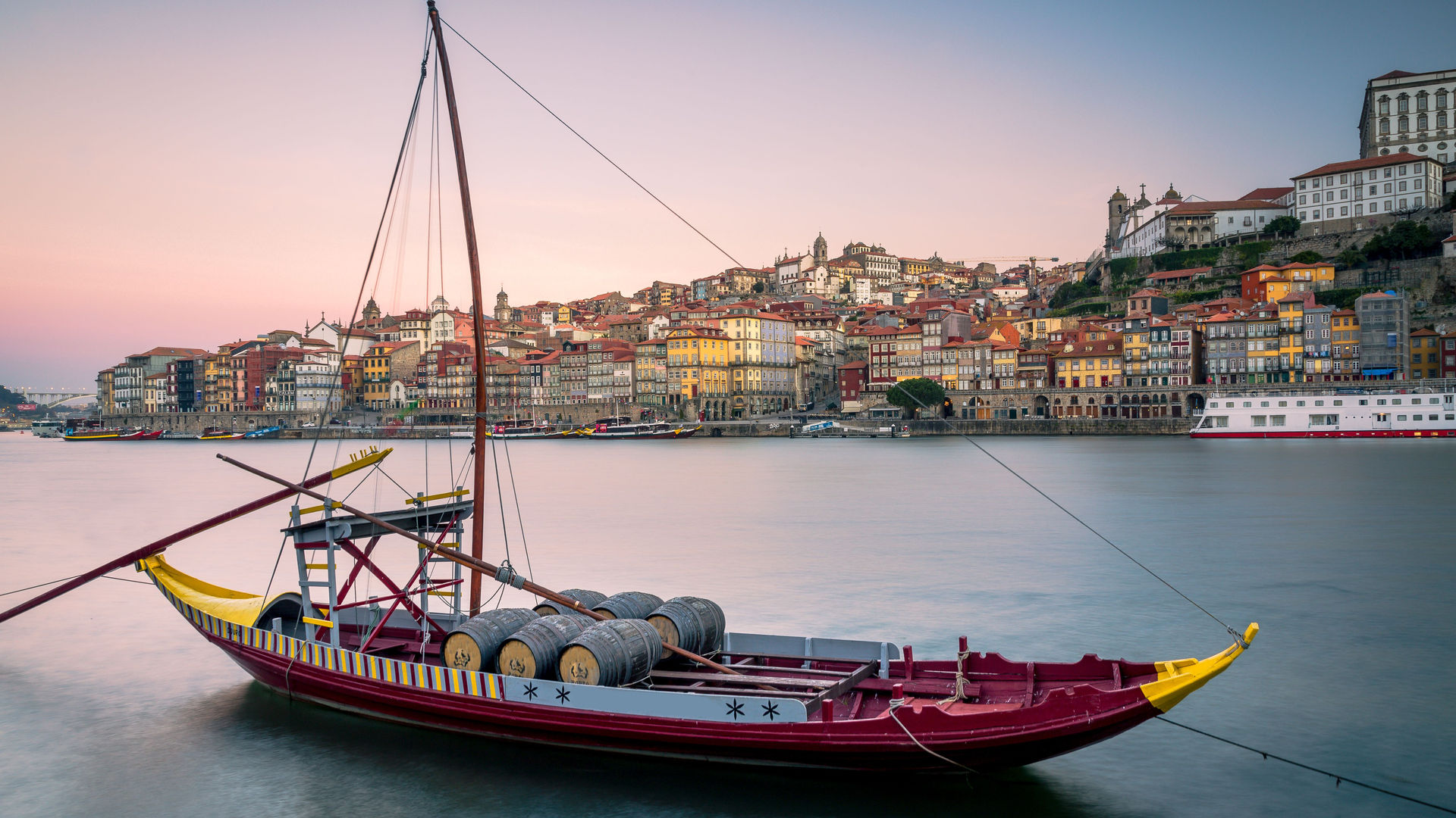 Rabelo Boat, Porto