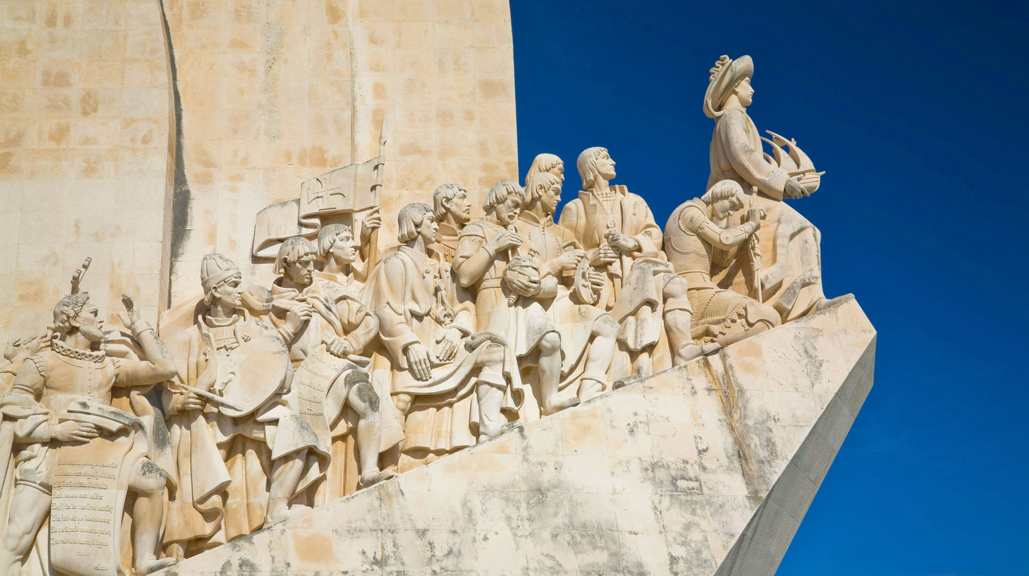 Flight to Lisbon (approx. 2.5 hours)