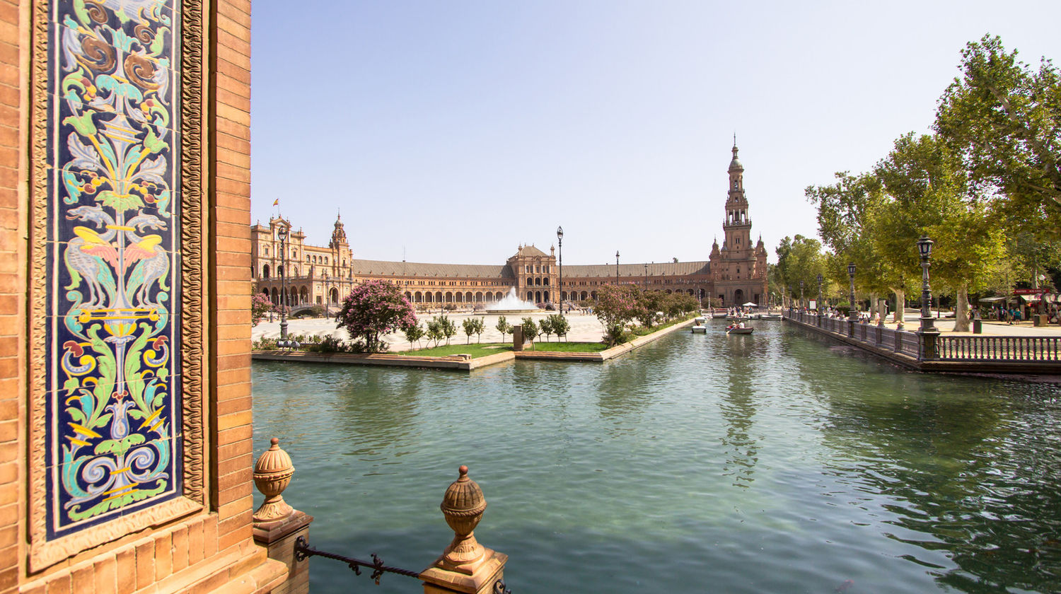 <b>Drive to Seville</b> (via Córdoba)