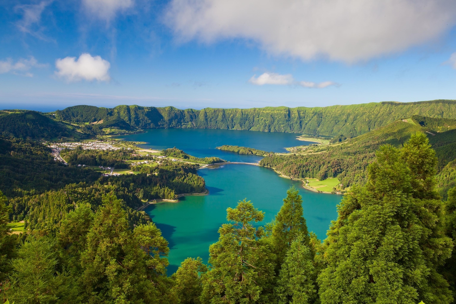 travel to azores from lisbon