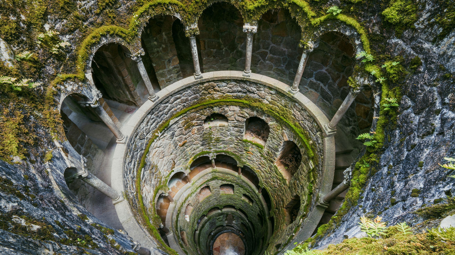<b>Sintra, Cabo da Roca & Cascais Tour (Included)</b>