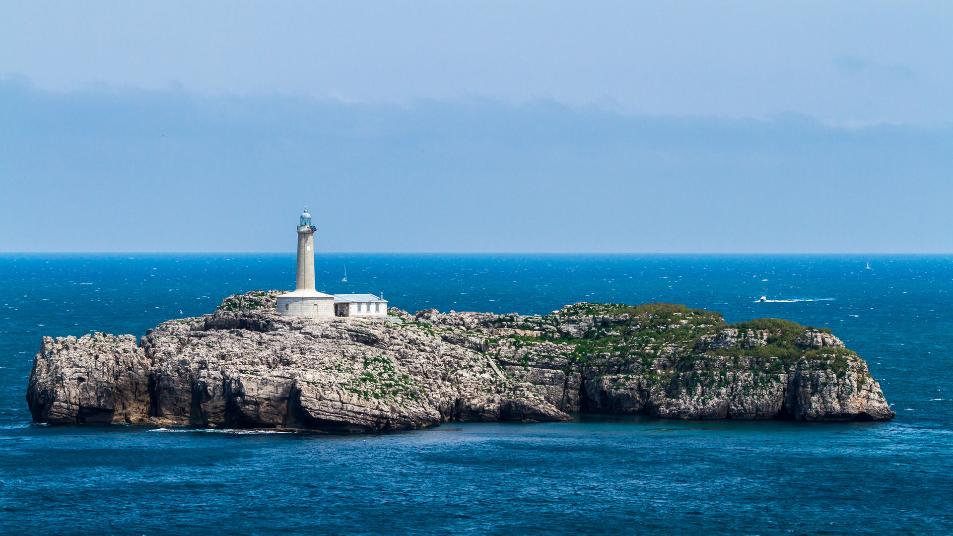 La Isla De Mouro Lighthouse, 15 min. from Santander, Spain