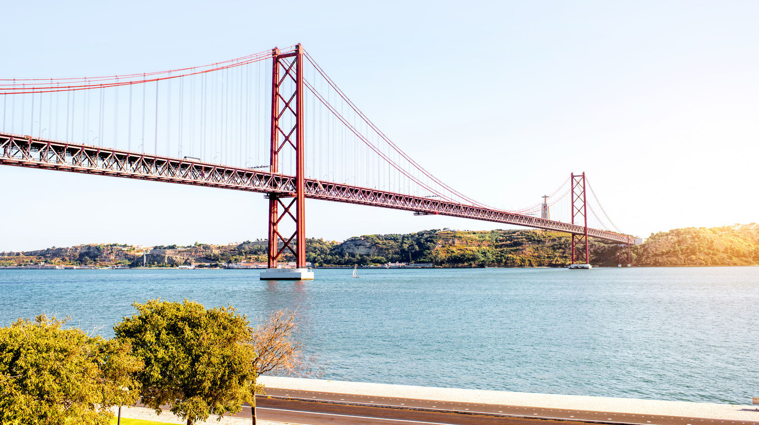 25 de Abril Bridge, Lisbon