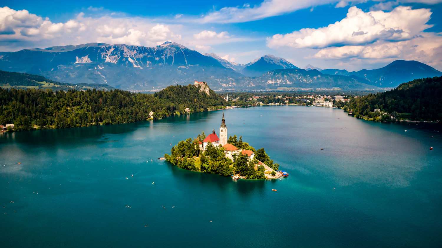 <b>Drive to Bled & Bohinj</b>