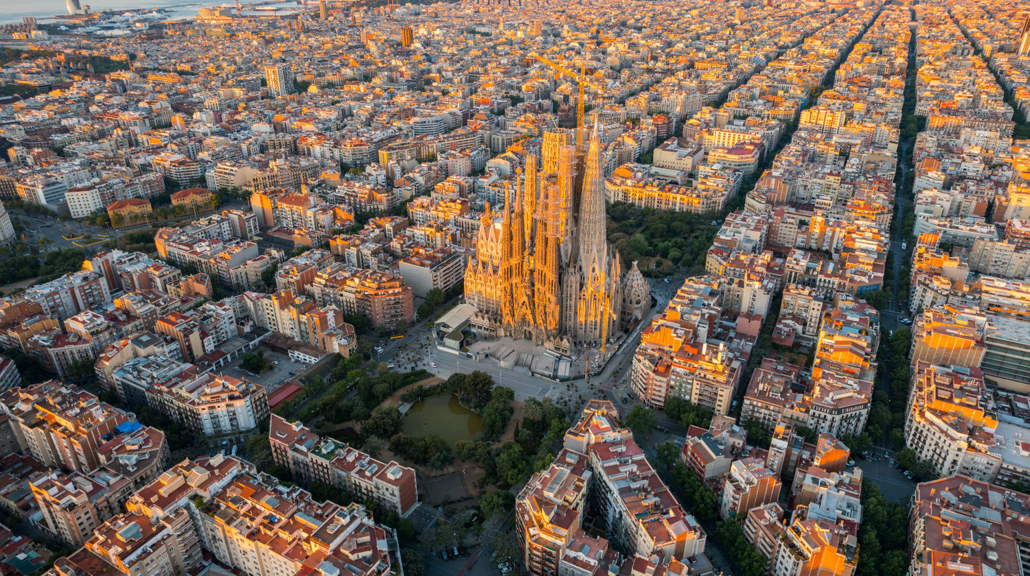 Drive to Barcelona: Stop at Peñíscola