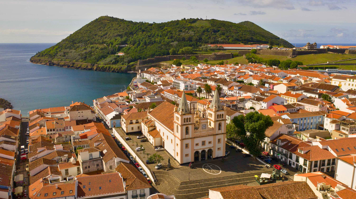 <b>Tuesday: Full-Day in the UNESCO Heritage City (Included)</b>