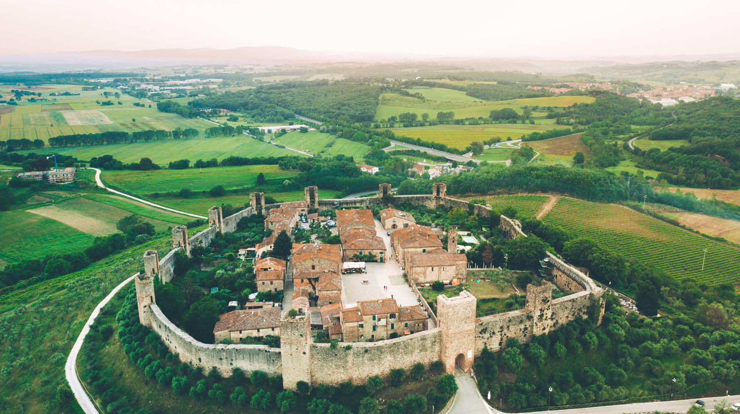 Siena: Medieval Villages & Sunset Strolls