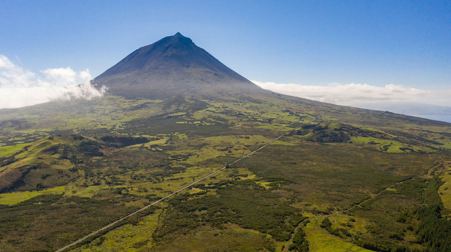 Road in Pico Island