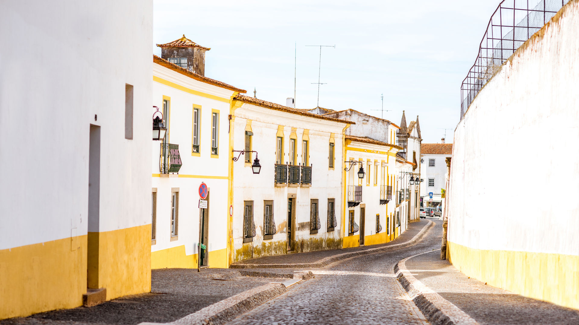 Old town street in Évora