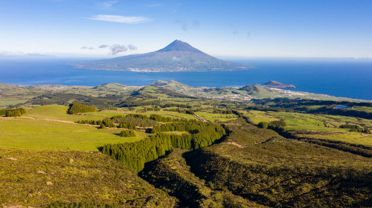 Vista para a Ilha do Pico da Ilha do Faial