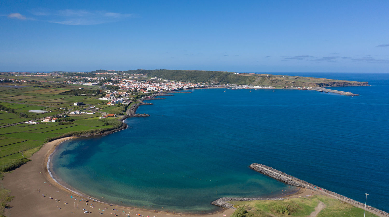 <b>Voo para a Ilha Terceira</b>