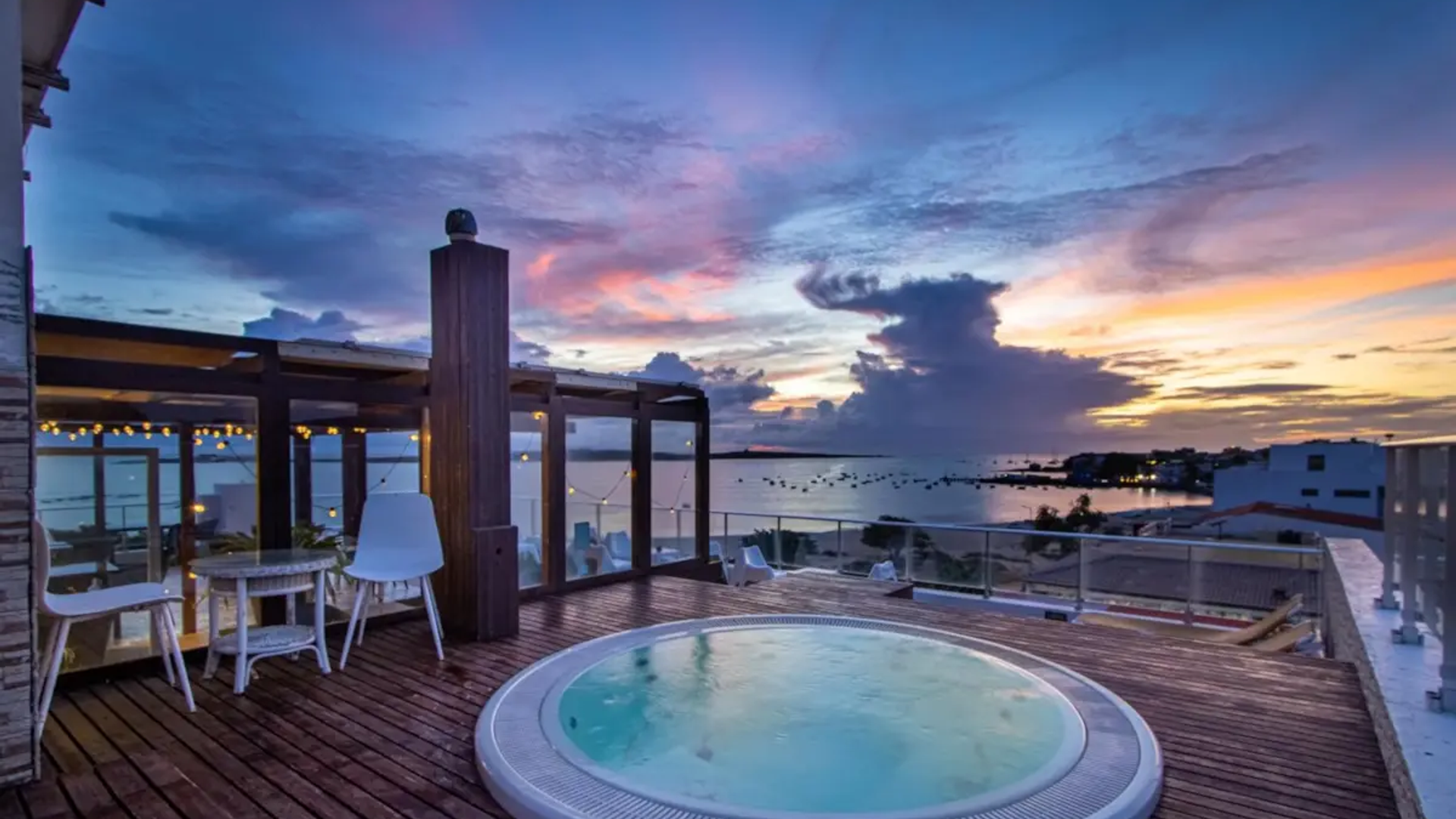 Praia de Estoril ©Ouril Hotel Agueda