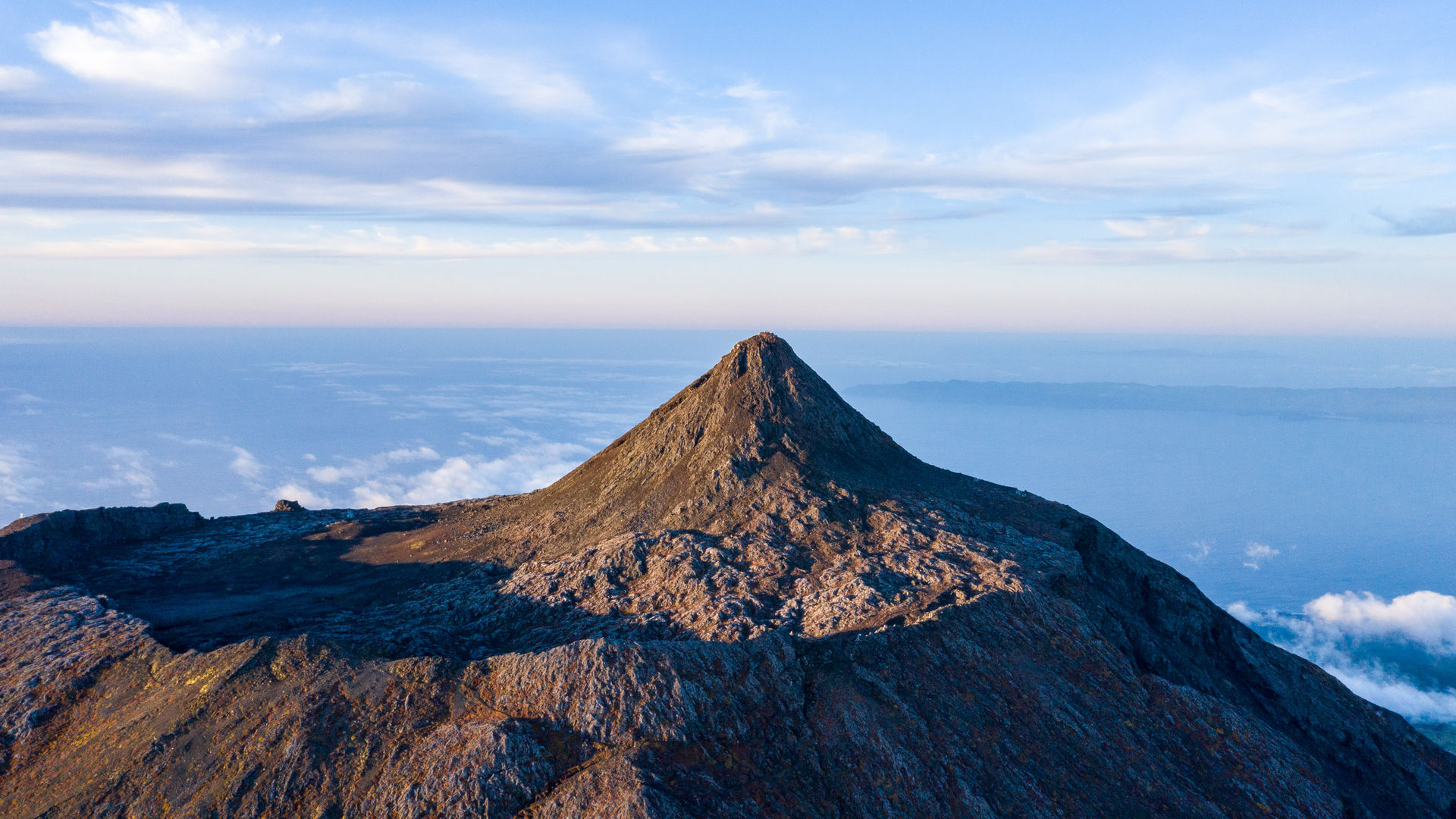 Subida à Montanha do Pico