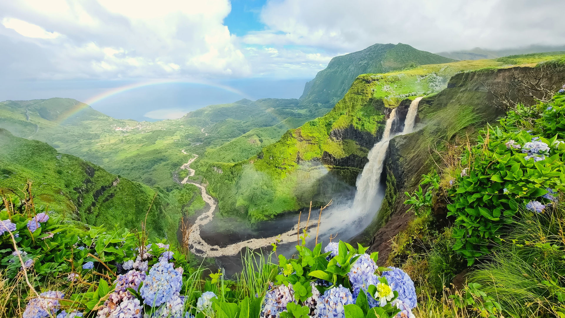 Cascata do Poço do Bacalhau, Ilha das Flores