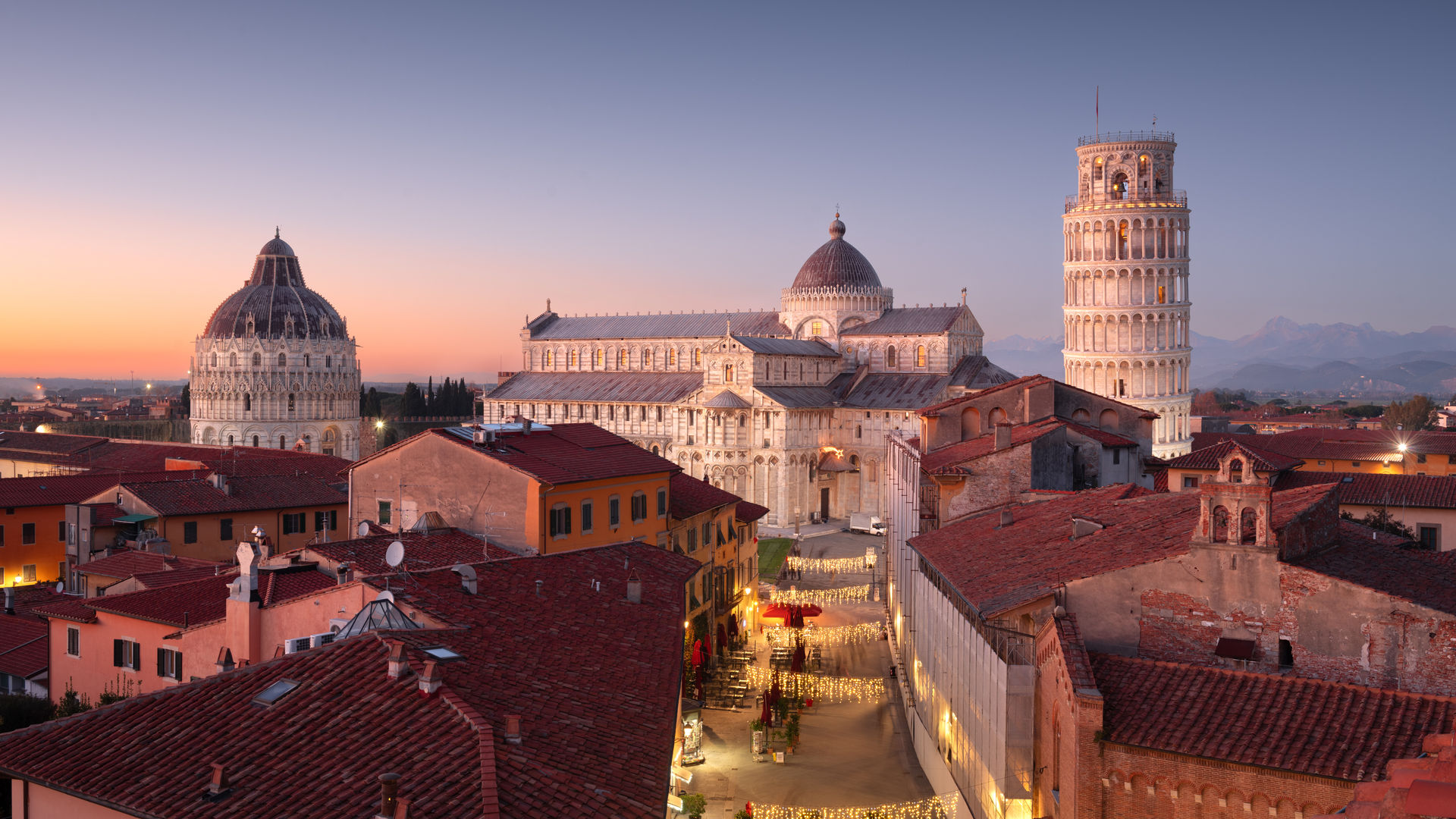 Piazza dei Miracoli (Praça dos Milagres), Pisa