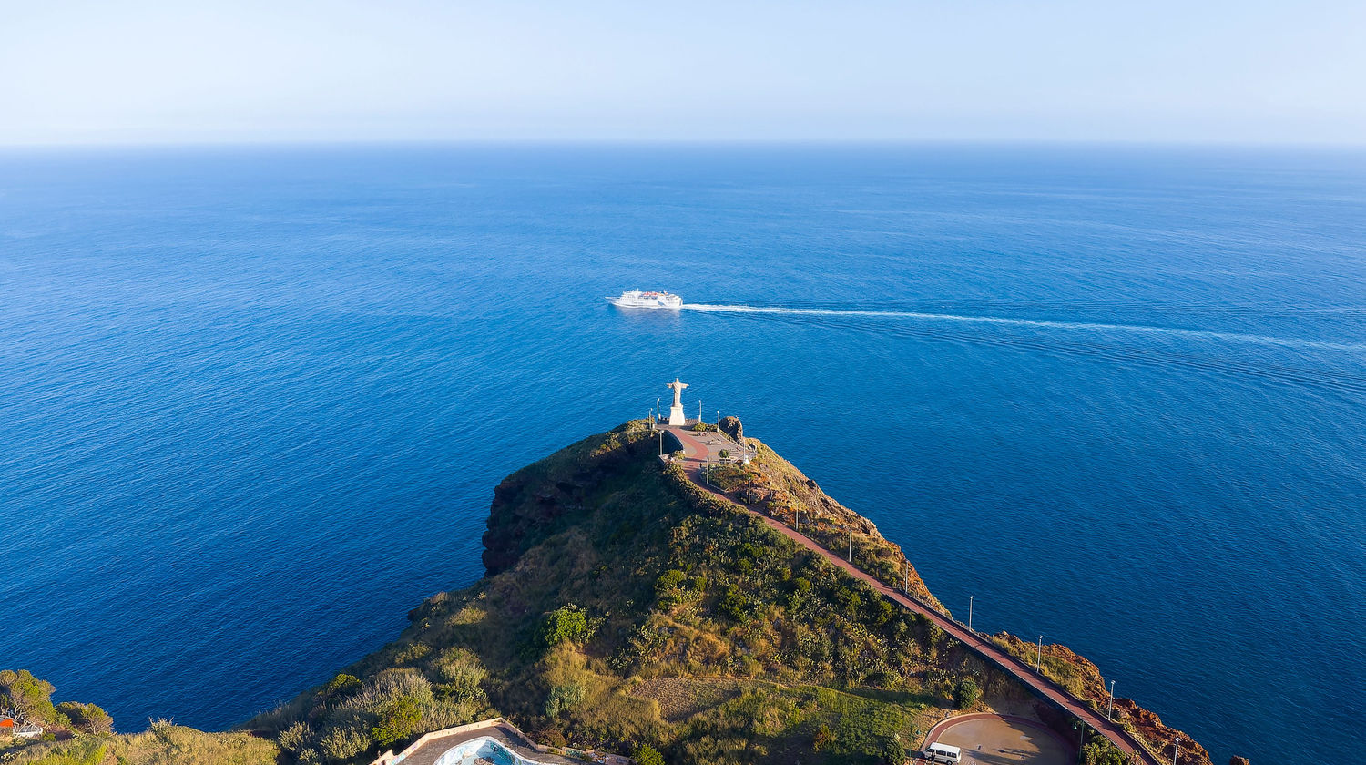 Cristo Rei da Ponta do Garajau