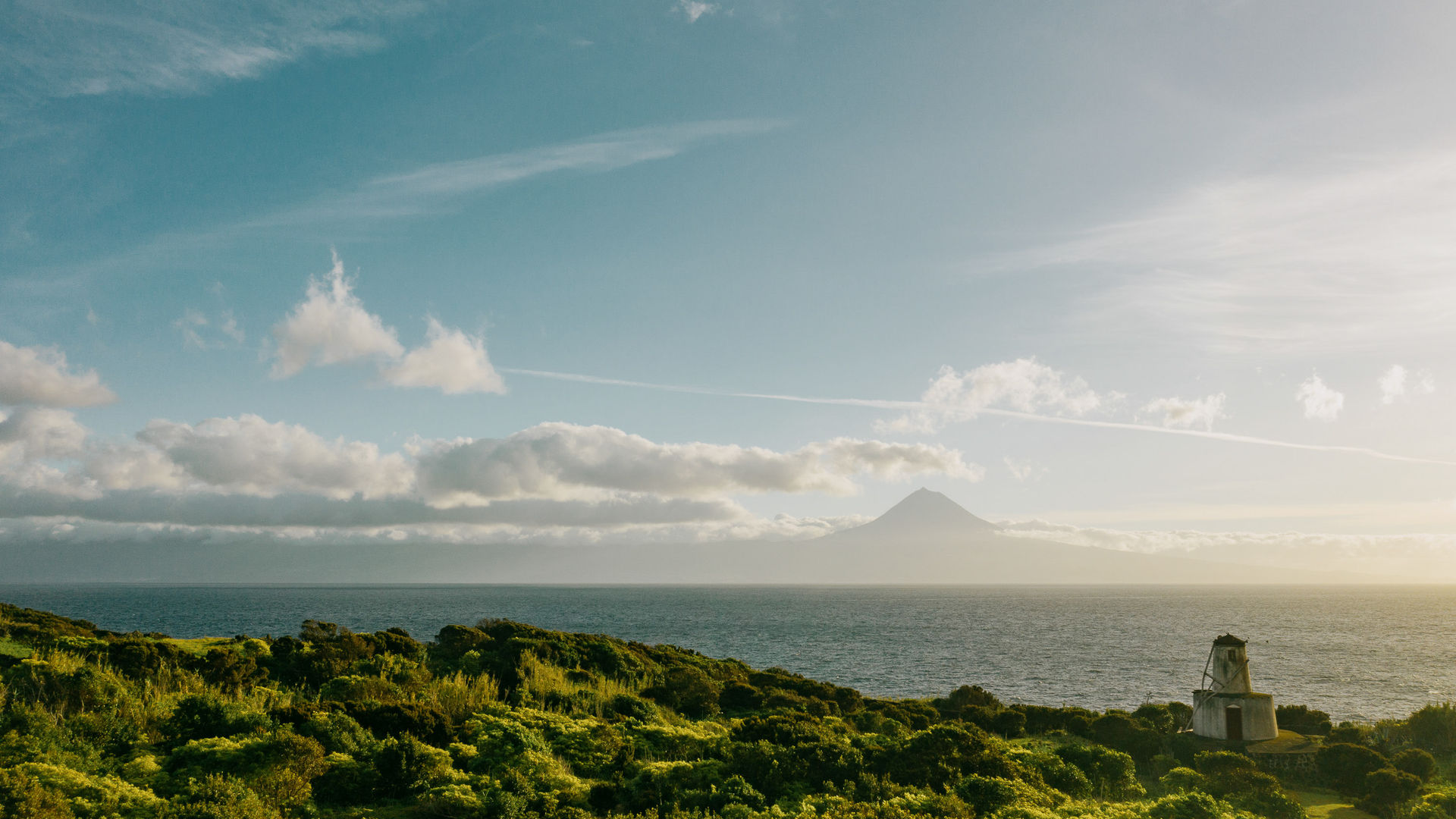 Vista para a Ilha do Pico, Ilha de São Jorge