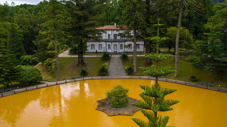Parque Terra Nostra, Furnas