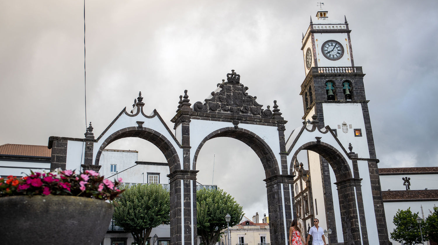 Chegada à Ilha de São Miguel