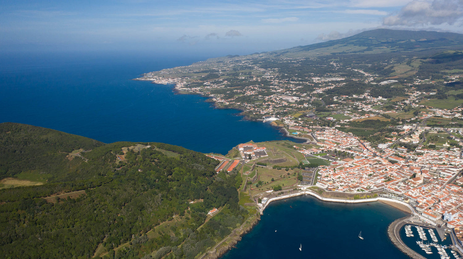 Voo para a Ilha Terceira