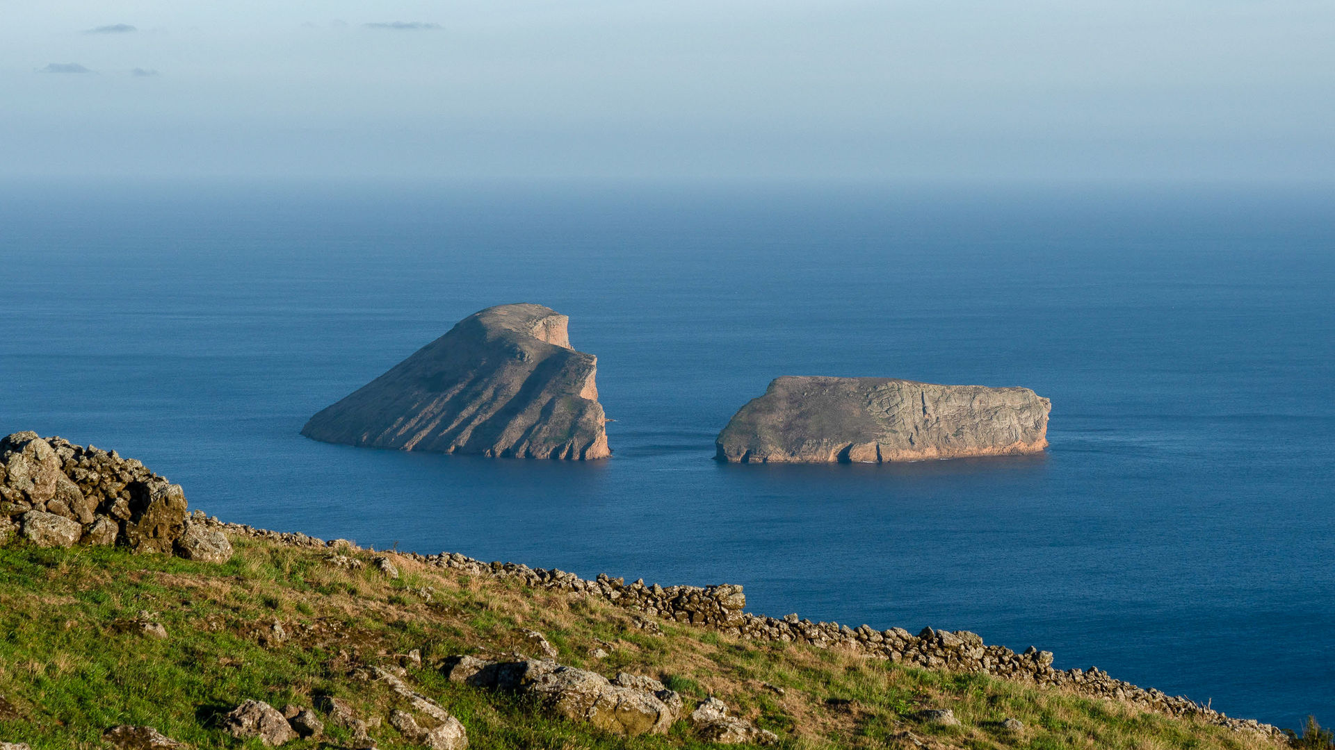 Ilhéus das Cabras, Ilha Terceira