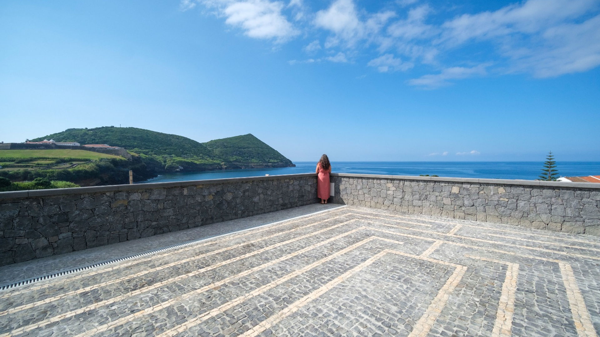 Azores Book Hotel