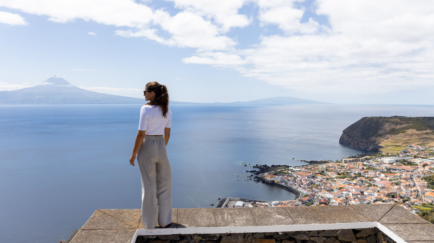 <b>Ferry para a Ilha de São Jorge</b>