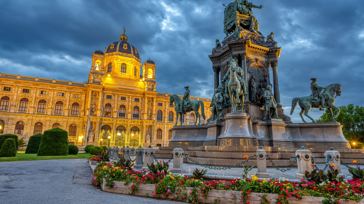 Imperial Vienna & Christmas Magic