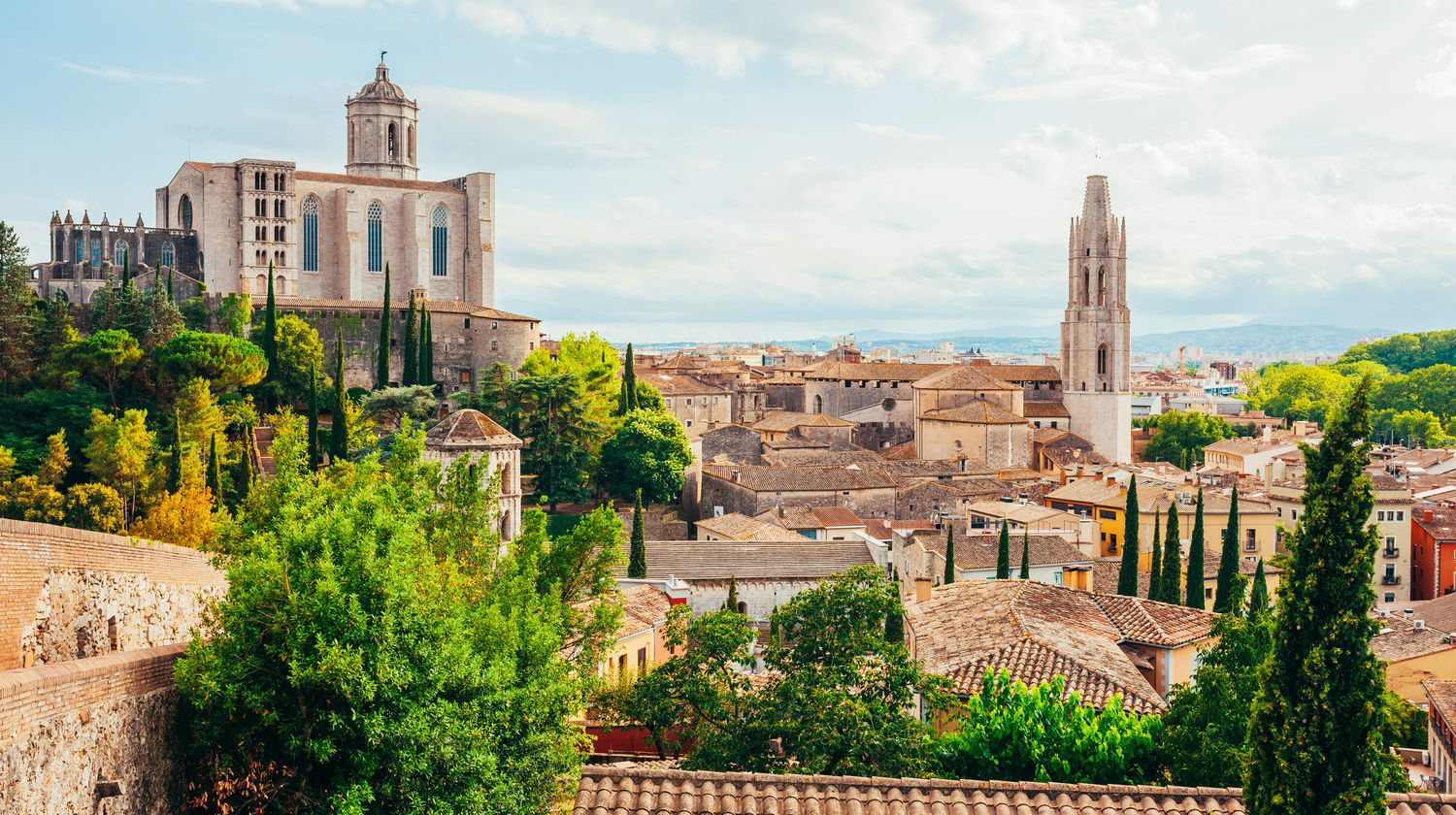 Day trip to Girona, Figueres and Dali Museum from Barcelona (Included)