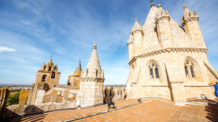 Climbing to the Rooftops of Évora’s Majestic Cathedral