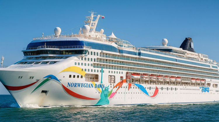 ©Norwegian Dawn