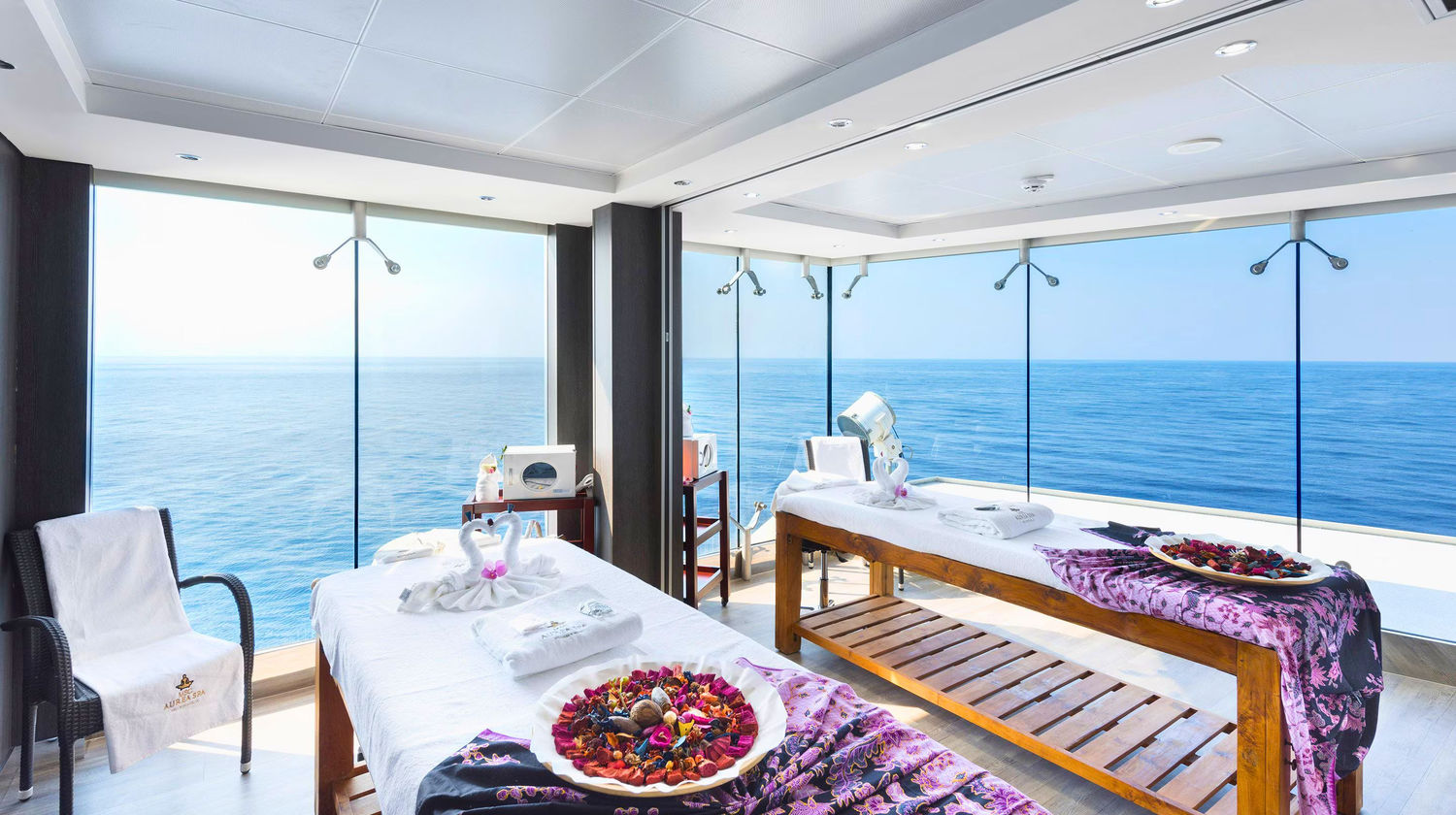  Enjoy a Day of Tranquility at Sea