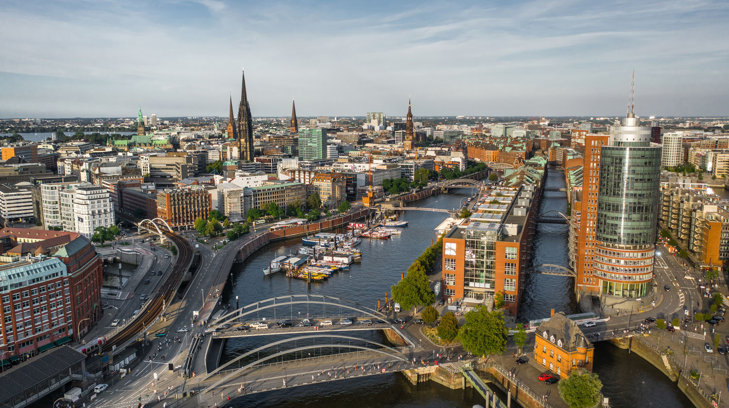Hamburg: Maritime Charm and Vibrant Nightlife
