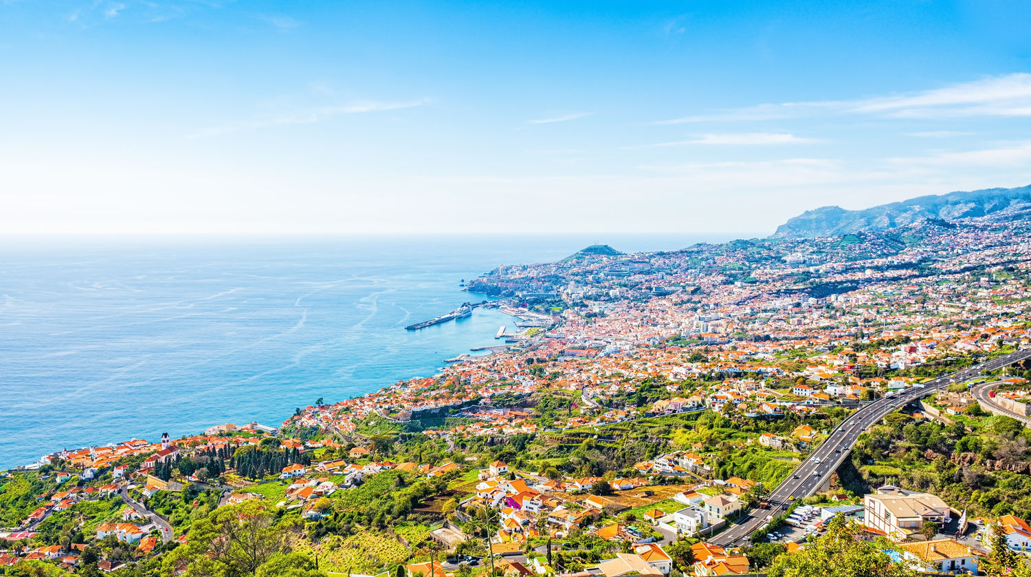 Friday: Arrival in Madeira Island 