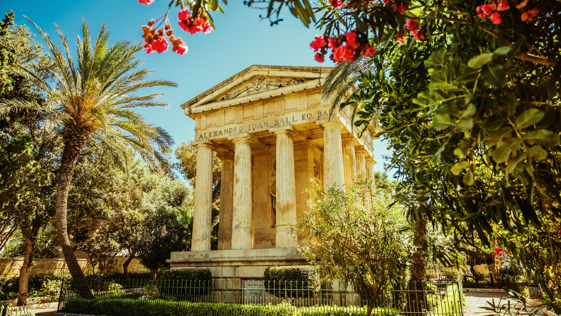 Sir Alexander Ball Monument, Valeta, Malta
