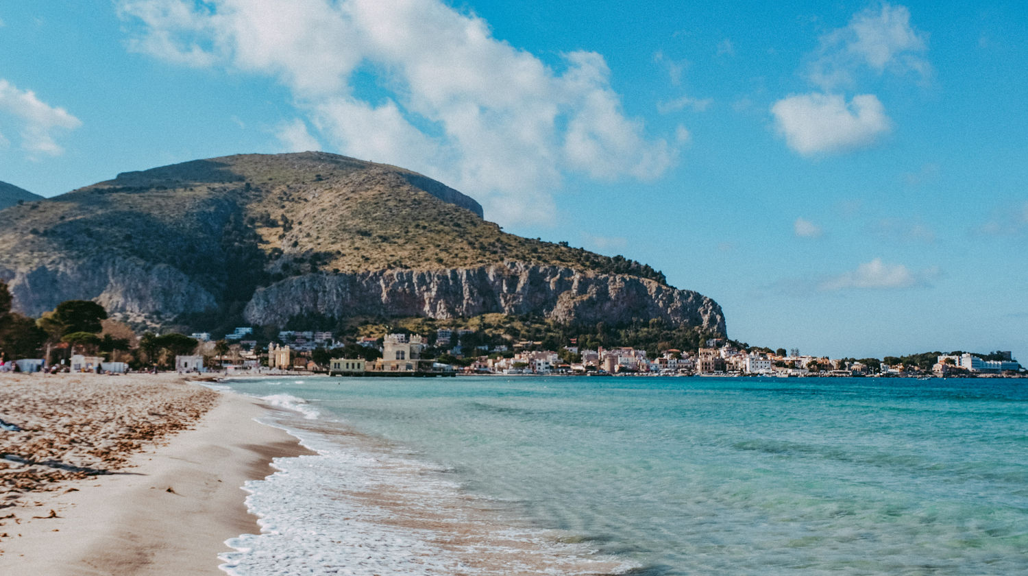 Beaches, Culture & Artisan Finds