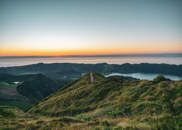 São Miguel: Fly & Drive