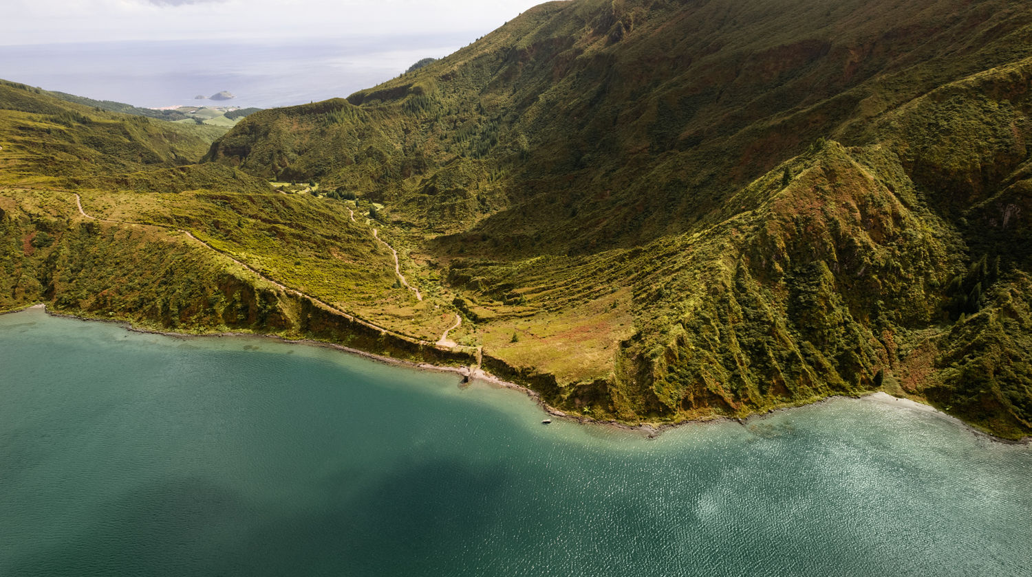 Sunday: <b>Lagoa do Fogo Hike (Included)</b>