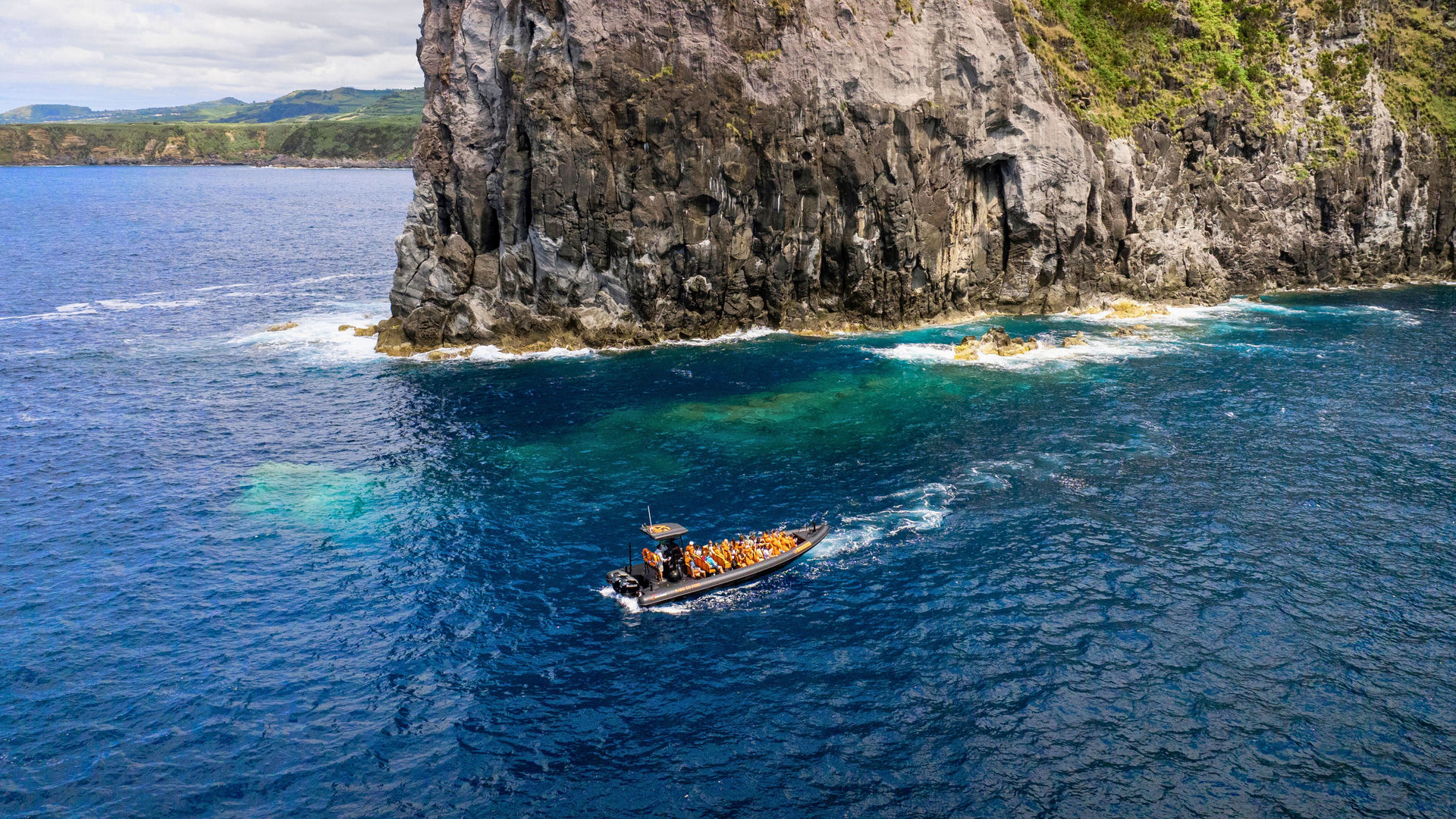 The Wild North Coast Tour by AG Expeditions (Included)