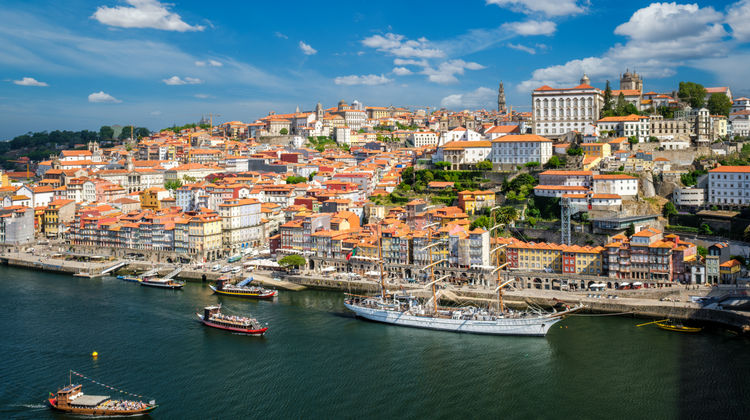 Gaia, Porto