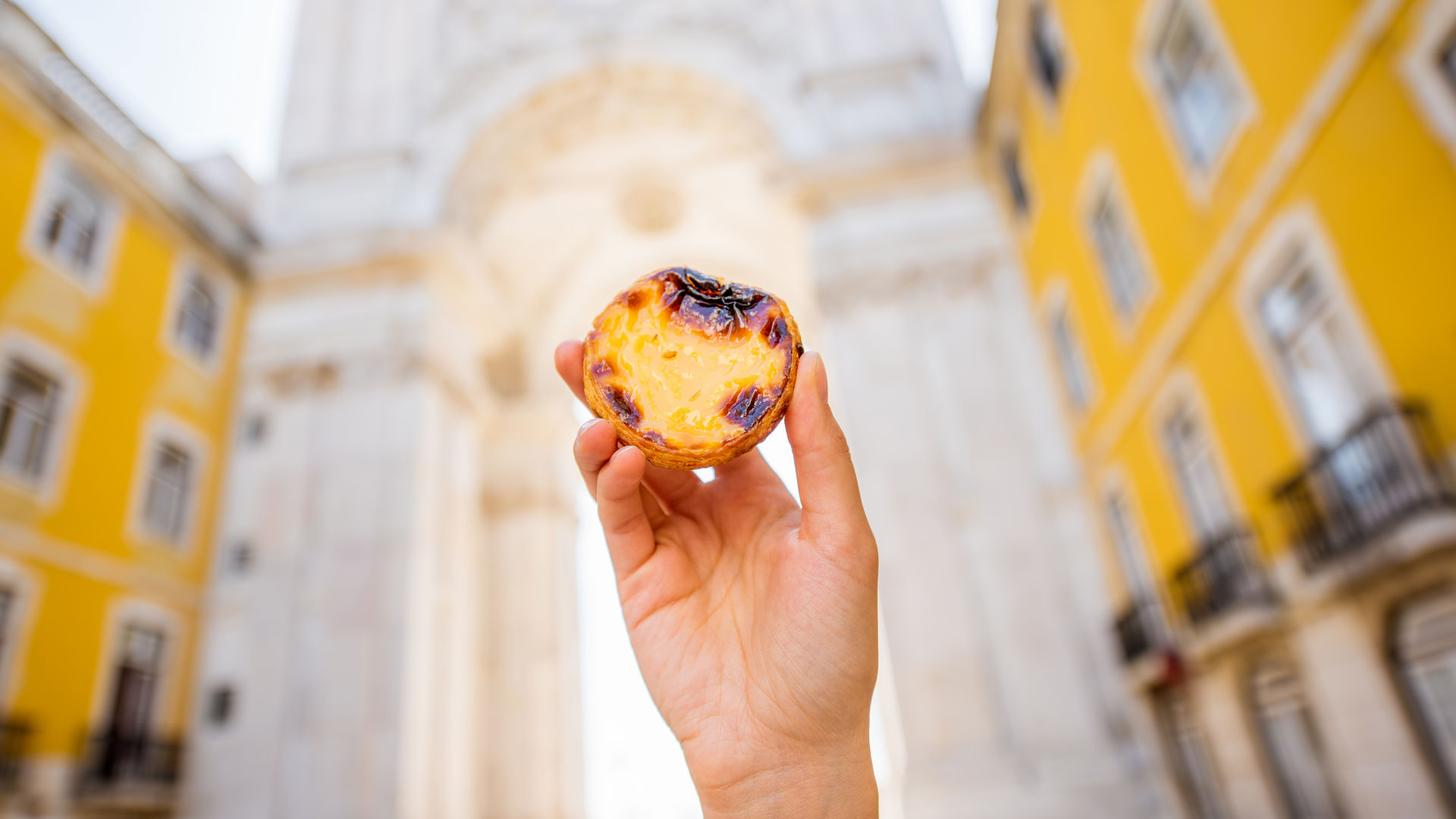 Pastel de Nata & Rua Augusta Arch, Lisbon