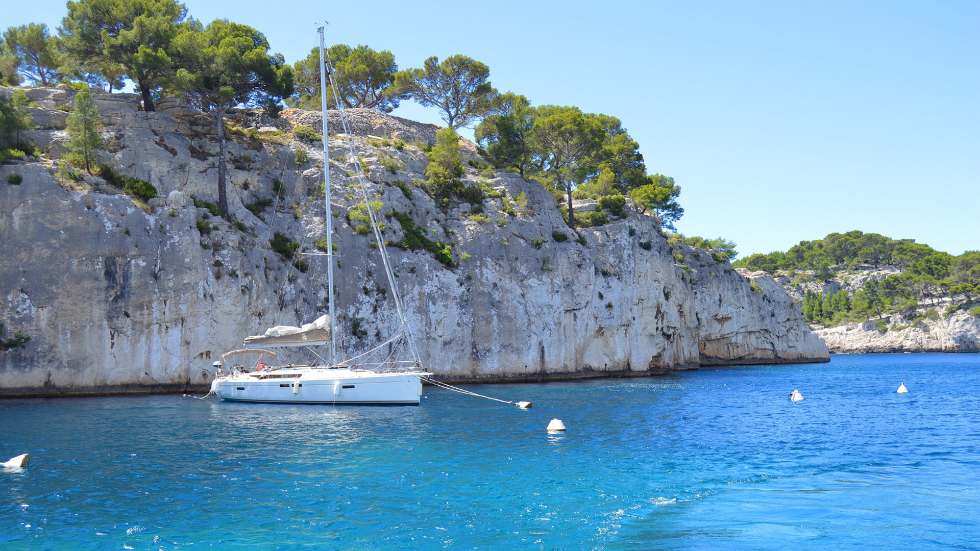 Calanques Natural Park (optional visit)