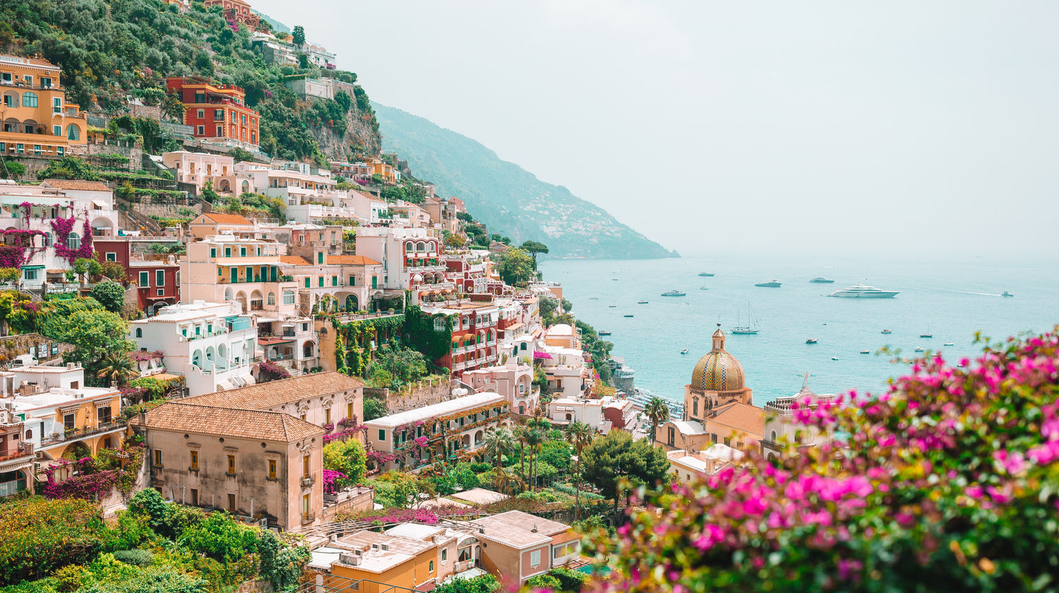 <b>Welcome to Amalfi Coast, Italy!</b>